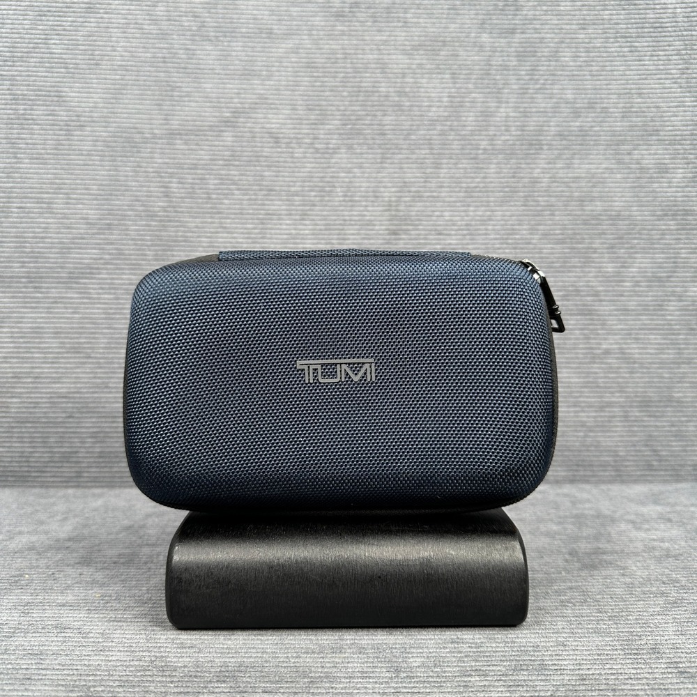 Tumi for Delta Navy Blue Ballistic Nylon Amenity Kit Travel Case With Kiehls Y2k